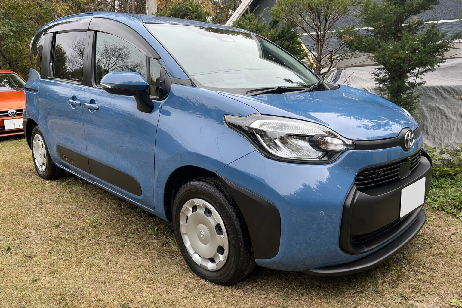 トヨタ シエンタのボディコーティング施工完了写真